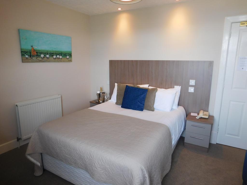 Cullen Bay Hotel Zewnętrze zdjęcie